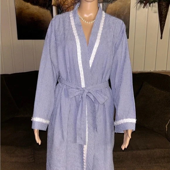 Eileen West • Large • Blue & White • Checkered • Floral • Embroidery • Robe